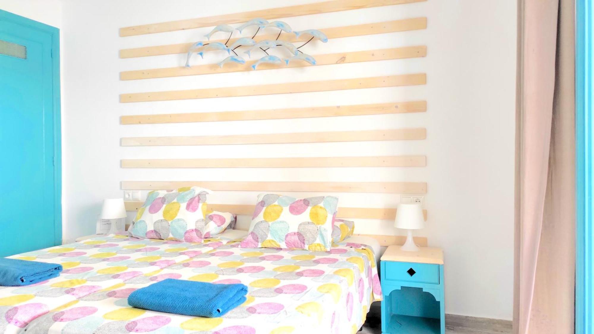Port Royal Apartments, Heated Pool, Speed Wifi, Terrace 阿罗纳 客房 照片